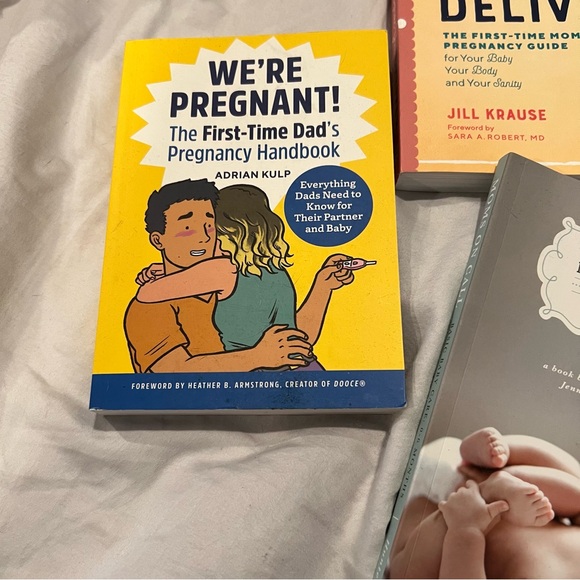 Pregnancy, Childbirth, and parenthood Book Collection with pocket fetal Doppler - Picture 4 of 8